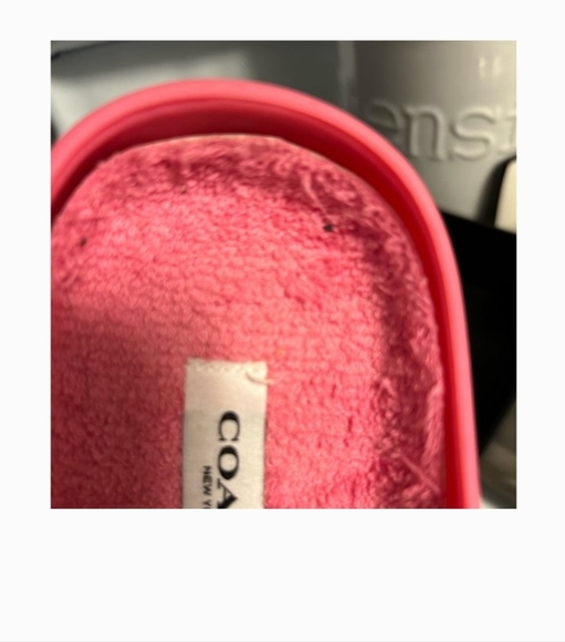 Sz 7 Coach shoes in box - Picture 3 of 6